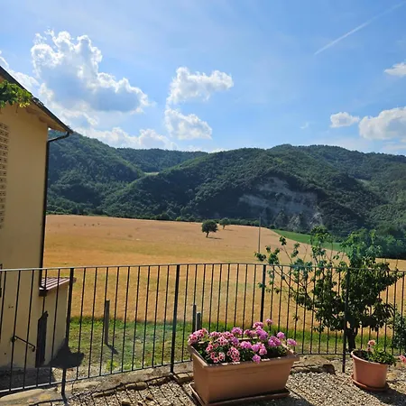 Podere Piana شقة