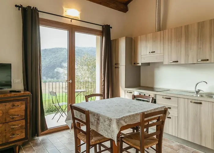 Podere Piana 公寓 *